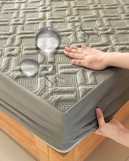 Waterproof Quilted Fitted Mattress Cover - Soft & Durable Bedding