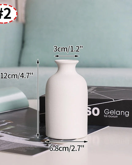 White Ceramic Nordic Vases - Elegant Decorative Flower Arrangements