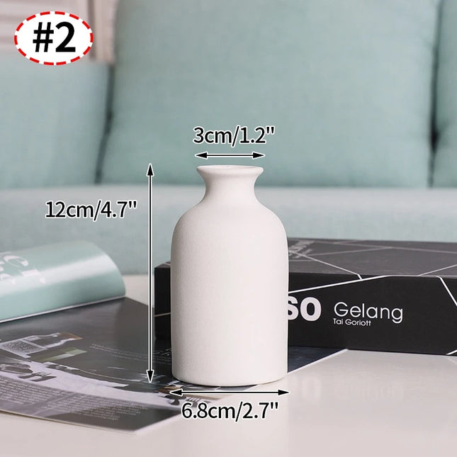 White Ceramic Nordic Vases - Elegant Decorative Flower Arrangements