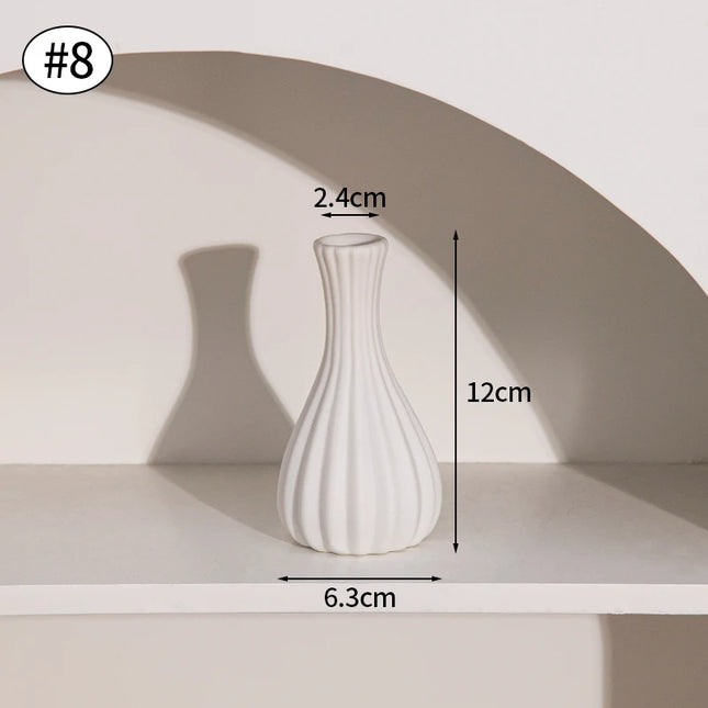 White Ceramic Nordic Vases - Elegant Decorative Flower Arrangements