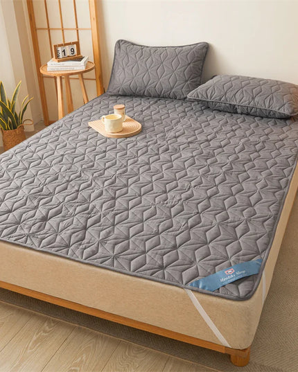 Anqianny Waterproof Mattress Topper - Quilted Protector for Beds