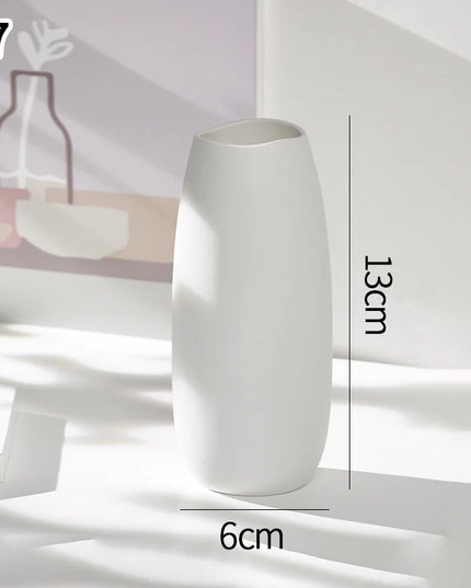 White Nordic Ceramic Flower Vase - Retro Style Decorative Plant Pot