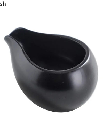 Retro Ceramic Matte Gravy Boat - Stylish Kitchen Tableware for Sauces