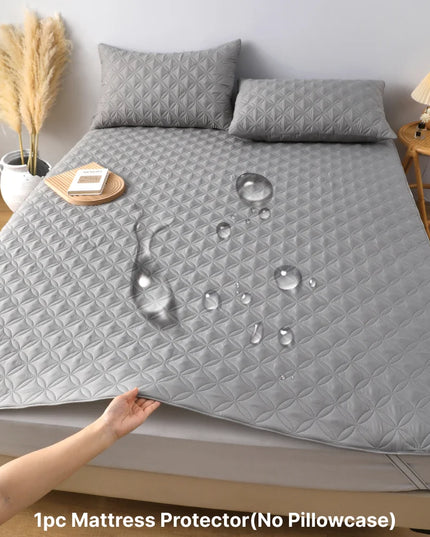 Waterproof Mattress Protector - Breathable Soft Cover for Beds