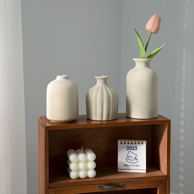 Modern White Ceramic Vase - Nordic Decorative Flower Pot for Home Decor