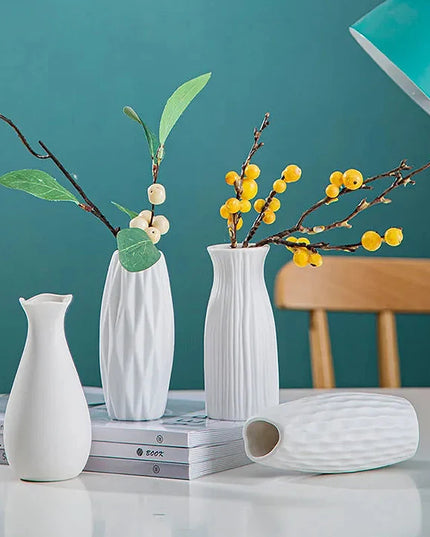 White Nordic Ceramic Flower Vase - Retro Style Decorative Plant Pot