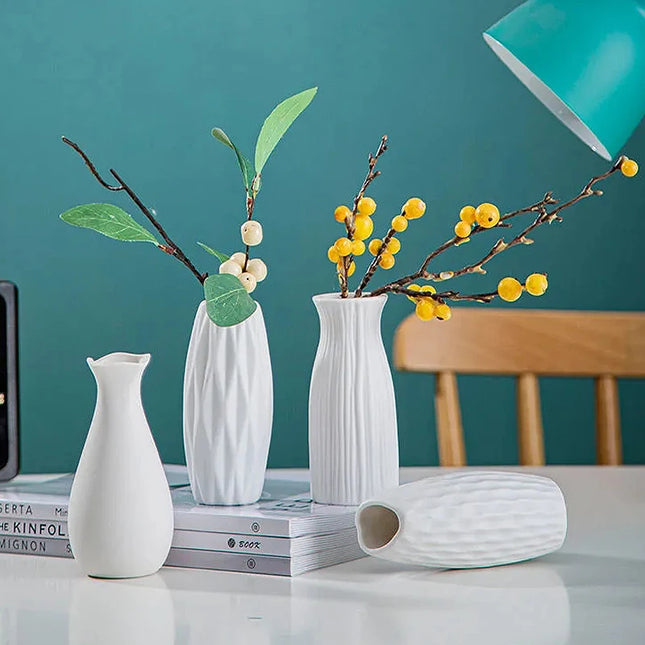 White Nordic Ceramic Flower Vase - Retro Style Decorative Plant Pot