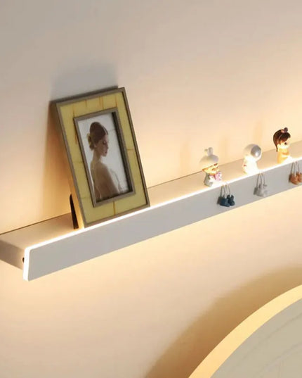 Modern Wall Mounted LED Lamp - Minimalist Design for Living Room