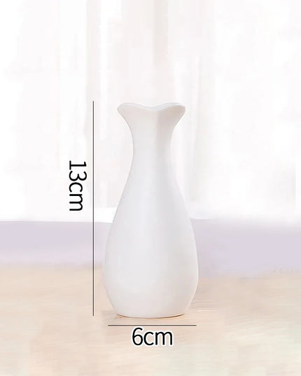 White Ceramic Nordic Vases - Elegant Decorative Flower Arrangements