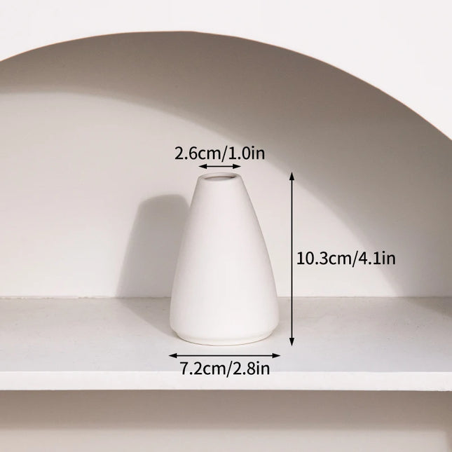 White Nordic Ceramic Flower Vase - Retro Style Decorative Plant Pot