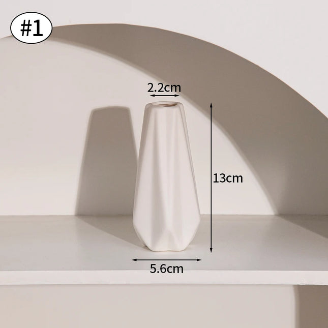 White Ceramic Nordic Vases - Elegant Decorative Flower Arrangements