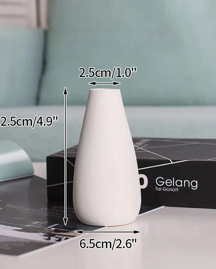 White Nordic Ceramic Flower Vase - Retro Style Decorative Plant Pot