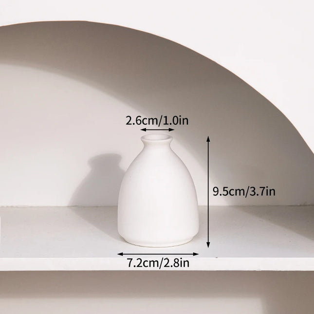 White Nordic Ceramic Flower Vase - Retro Style Decorative Plant Pot