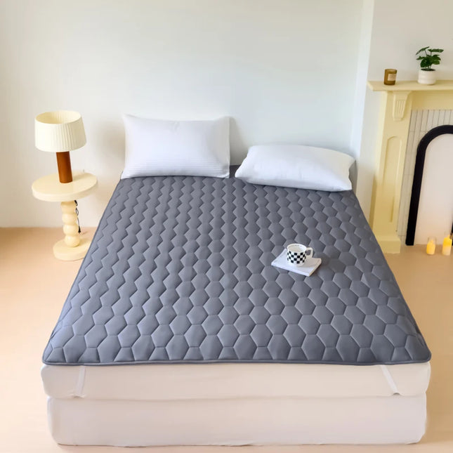 Anqianny Waterproof Quilted Mattress Protector - Breathable & Thick