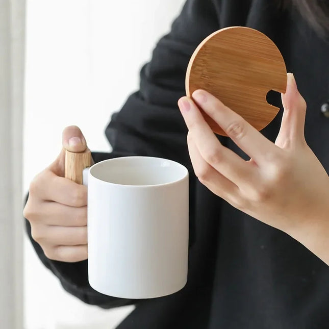 Wooden Handle Mugs with Lid and Spoon