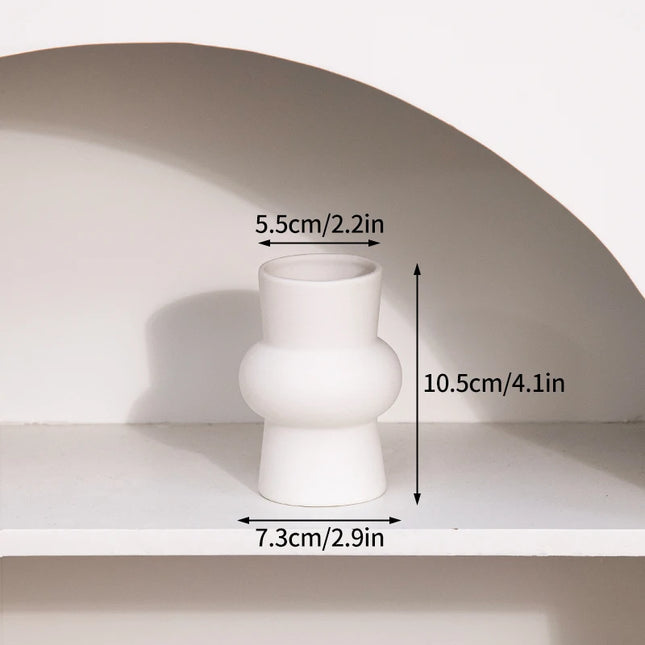 White Ceramic Nordic Vases - Elegant Decorative Flower Arrangements