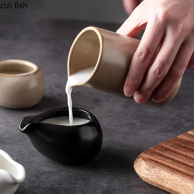 Retro Ceramic Matte Gravy Boat - Stylish Kitchen Tableware for Sauces