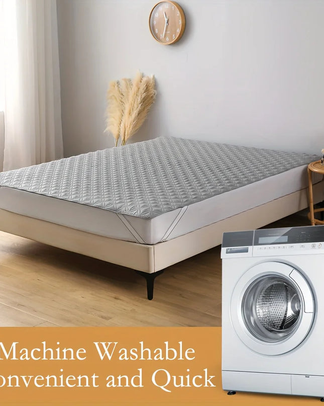 Waterproof Mattress Protector - Breathable Soft Cover for Beds