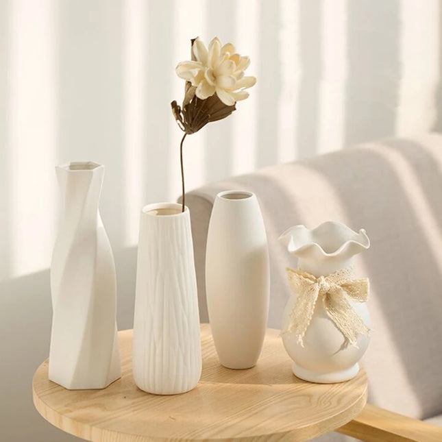White Ceramic Nordic Vases - Elegant Decorative Flower Arrangements