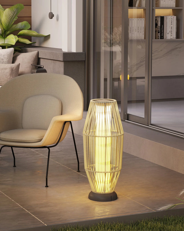 Outsunny Solar Rattan Floor Lamp – 72 cm Tall Outdoor Light