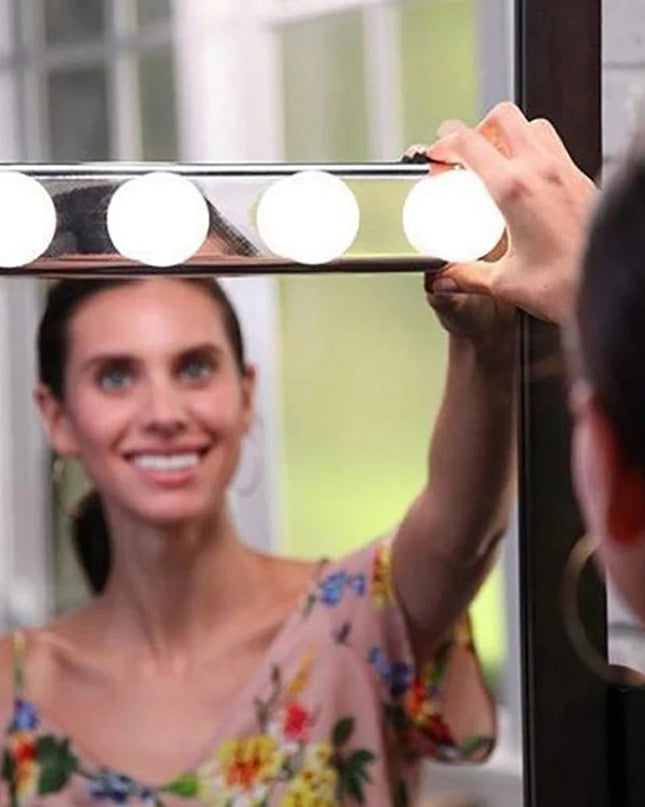 Modishion 4 Bulb LED Makeup Light - Suction Cup Portable Design