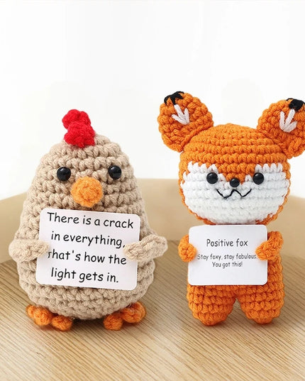 Funny Crochet Animal with Positive Card Ornament Handmade Knitted Ducks Fox Sheep Turtle Desk Figurine Creative Crochet Gift