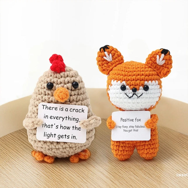 Funny Crochet Animal with Positive Card Ornament Handmade Knitted Ducks Fox Sheep Turtle Desk Figurine Creative Crochet Gift