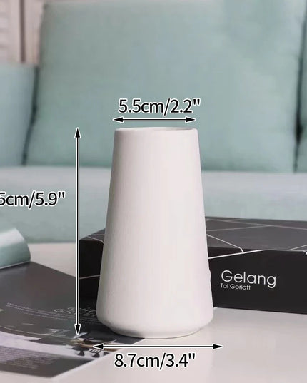 White Nordic Ceramic Flower Vase - Retro Style Decorative Plant Pot