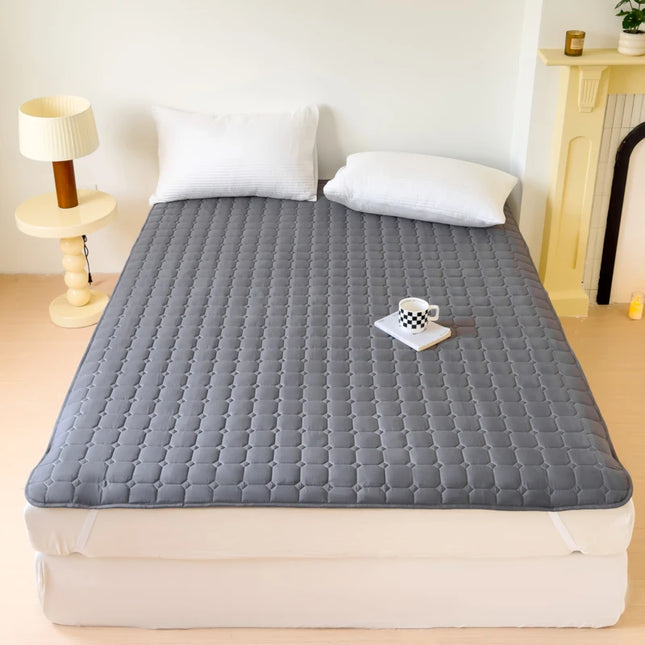 Anqianny Waterproof Quilted Mattress Protector - Breathable & Thick