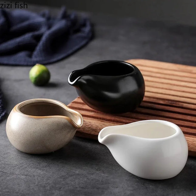 Retro Ceramic Matte Gravy Boat - Stylish Kitchen Tableware for Sauces