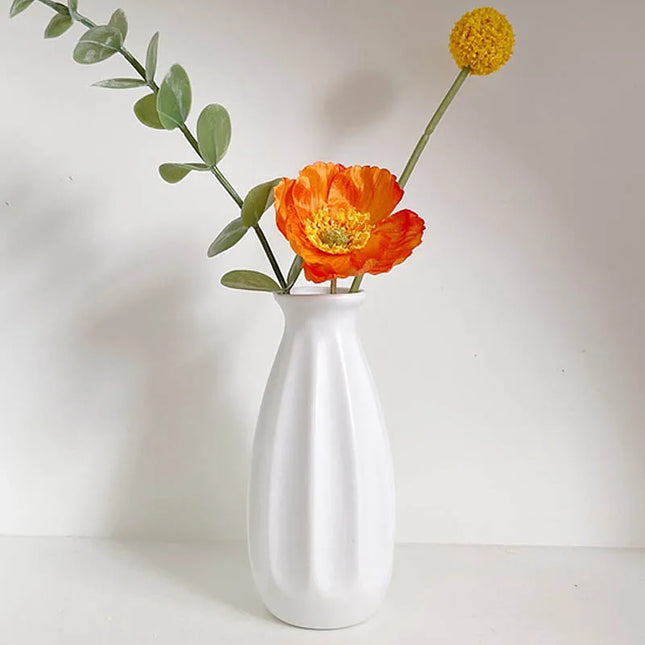 White Nordic Ceramic Flower Vase - Retro Style Decorative Plant Pot
