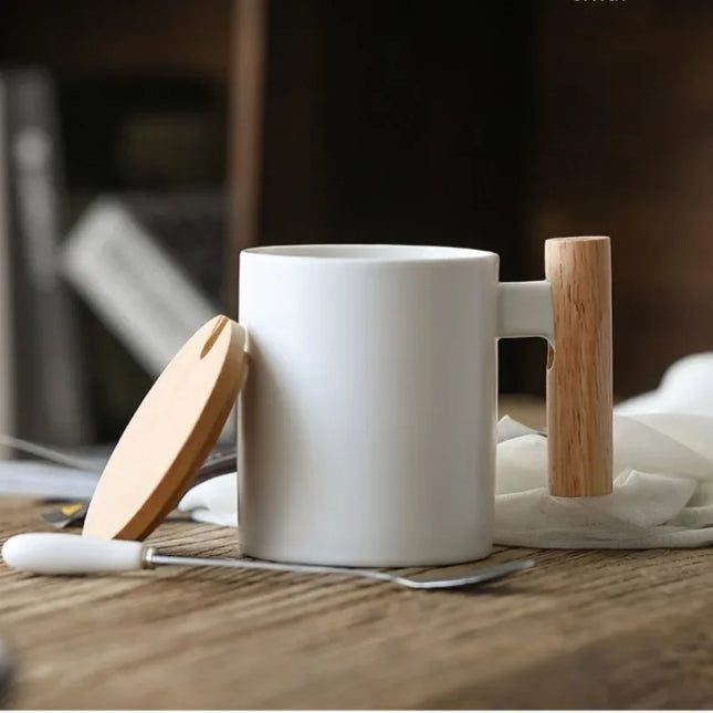 Wooden Handle Mugs with Lid and Spoon